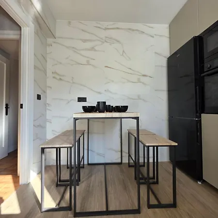 公寓 Cerca De La Playa San Lorenzo 3 希洪